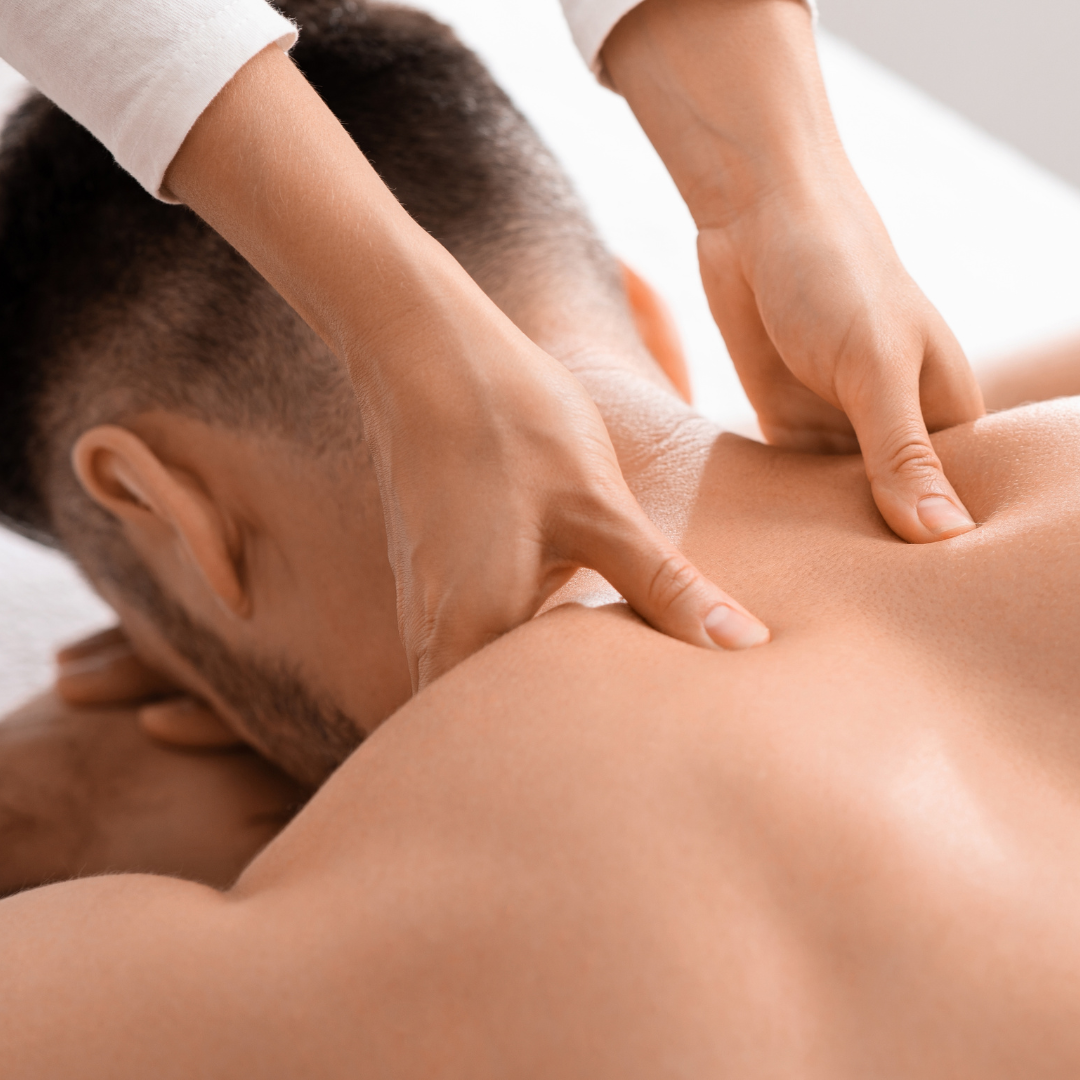 Schulter-, Rücken- & Nackenmassage